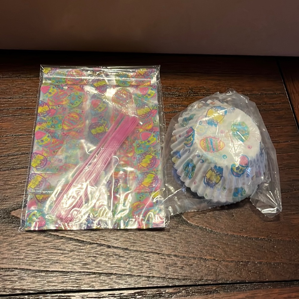 $2 Add-On Easter Baking Supplies Cupcake/Muffin Papers Party Candy Bags Eggs